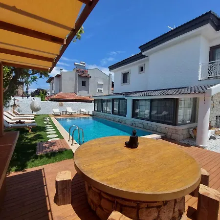 Talles Suit Hotel Cesme